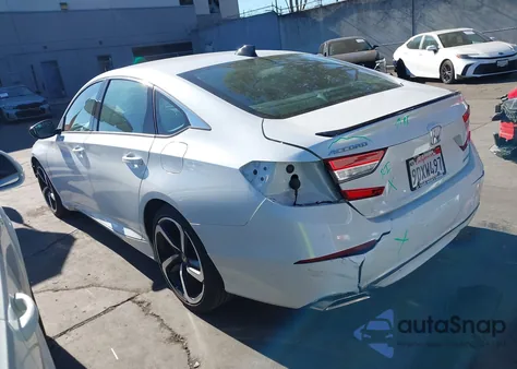 2022 Honda Accord Sport z USA, uszkodzony, nr VIN 1HGCV1F33NA099373